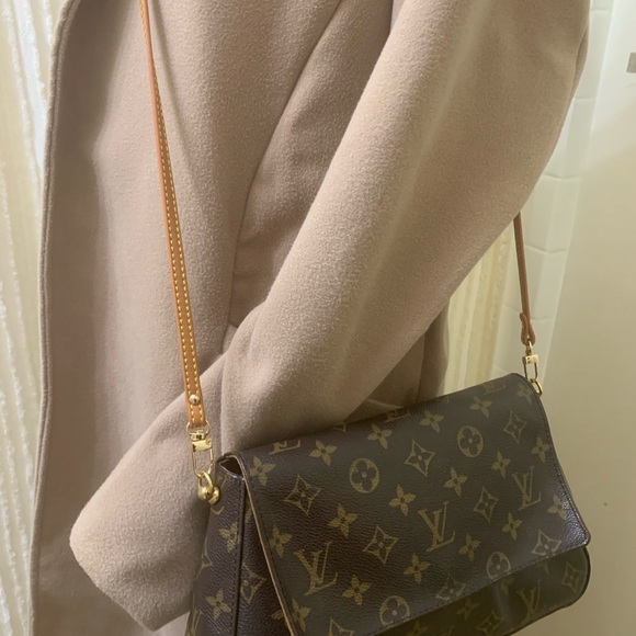 🚩Sold🚩 - Picture 4 of 6